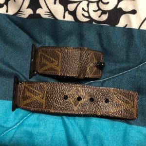 LV iWatch band 42mm